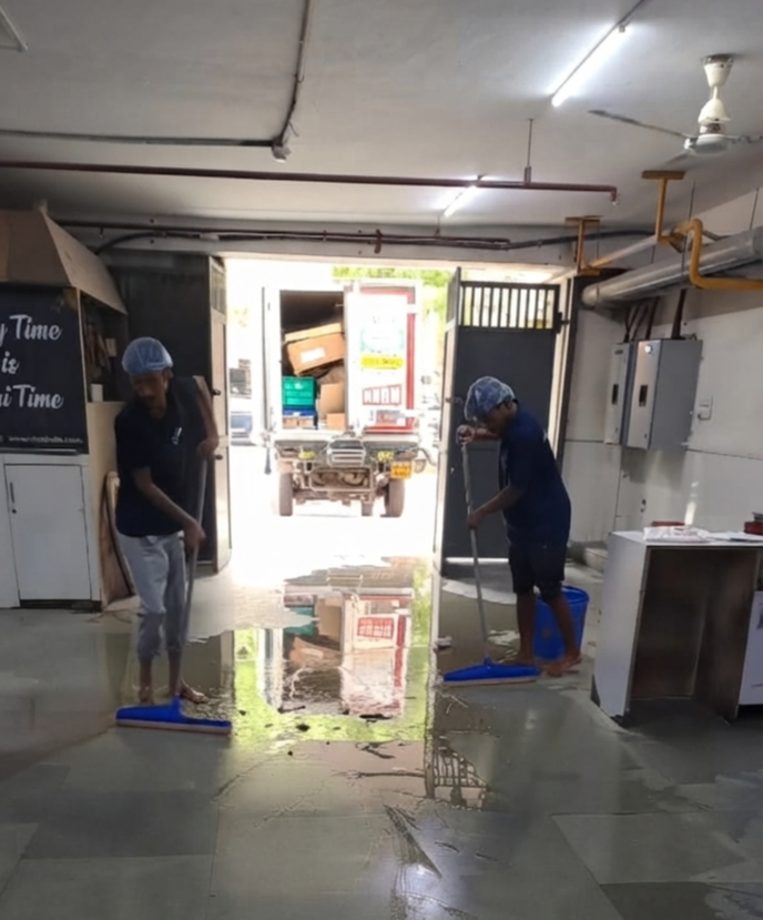 Bathroom Deep Clean